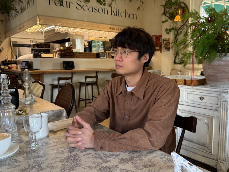 제품 인증 담당자 Lucas